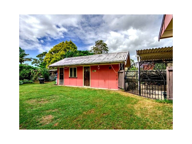 2 Floral Ave, Tweed Heads South NSW 2486