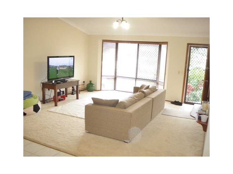 3 Clonakilty Close, Banora Point NSW 2486