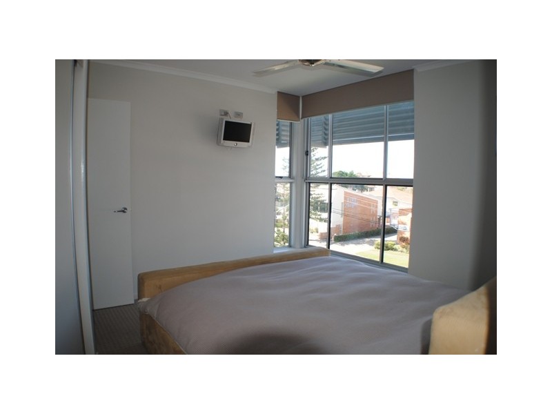 18/479 Golden Four Drive (Cnr. Wybera Street), Tugun QLD 4224