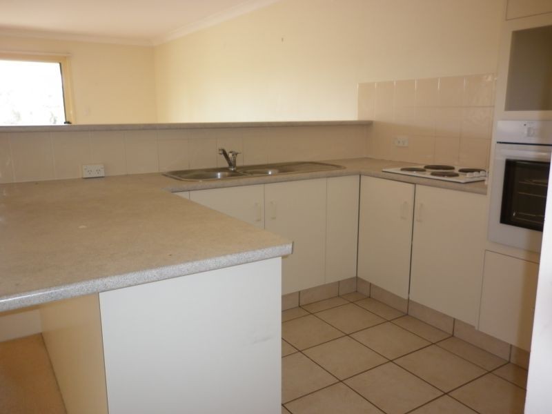 2/2 Shamrock St, Banora Point NSW 2486