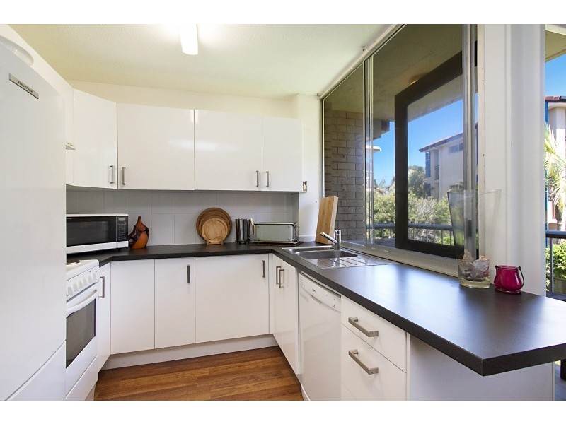 4/46 Coolangatta Road ‘Grandeur’, Coolangatta QLD 4225