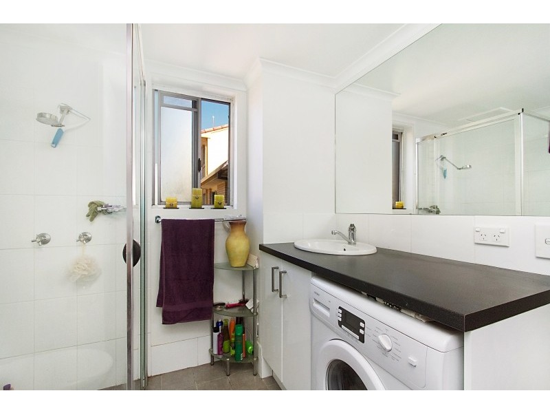 4/46 Coolangatta Road ‘Grandeur’, Coolangatta QLD 4225