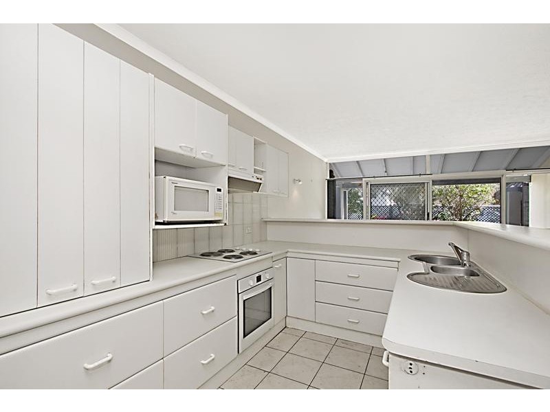 62 Messines Crescent, Miami QLD 4220