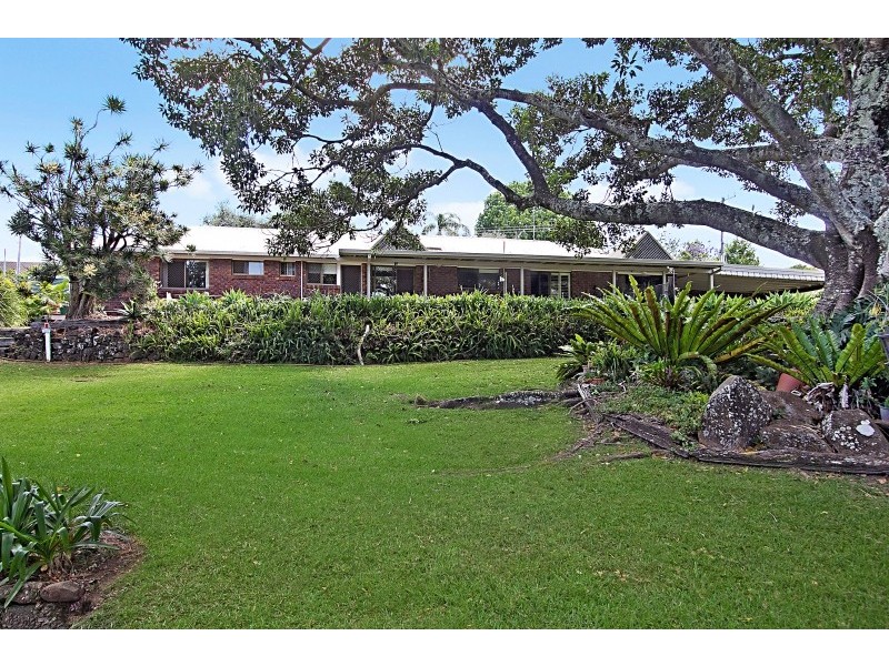 24 Westminster Boulevarde, Elanora QLD 4221