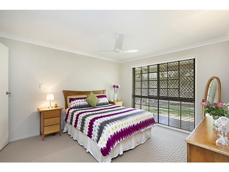 24 Westminster Boulevarde, Elanora QLD 4221