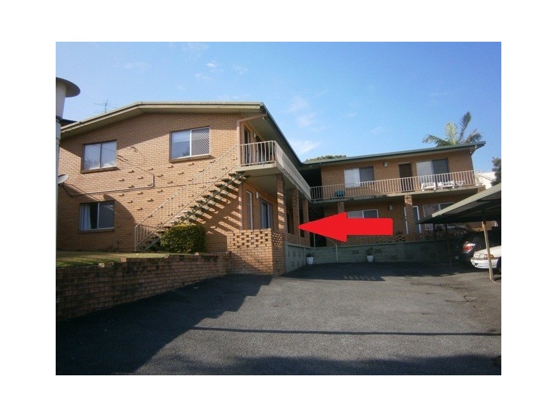 1/8 Tweed Street, Coolangatta QLD 4225