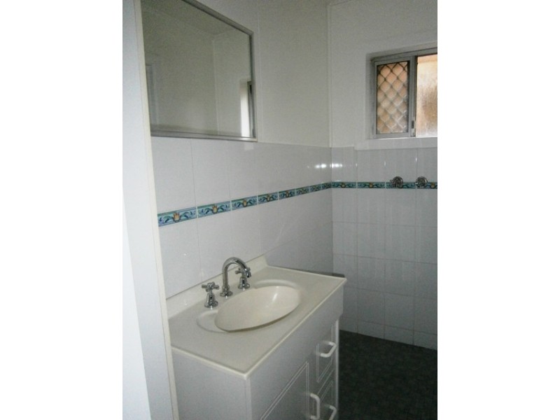 1/8 Tweed Street, Coolangatta QLD 4225