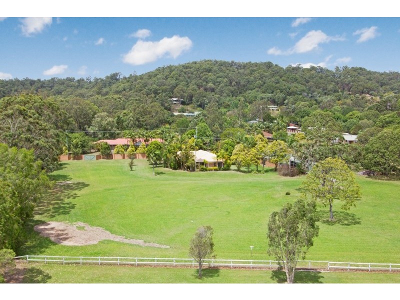 54 Valley Drive, Tallebudgera QLD 4228