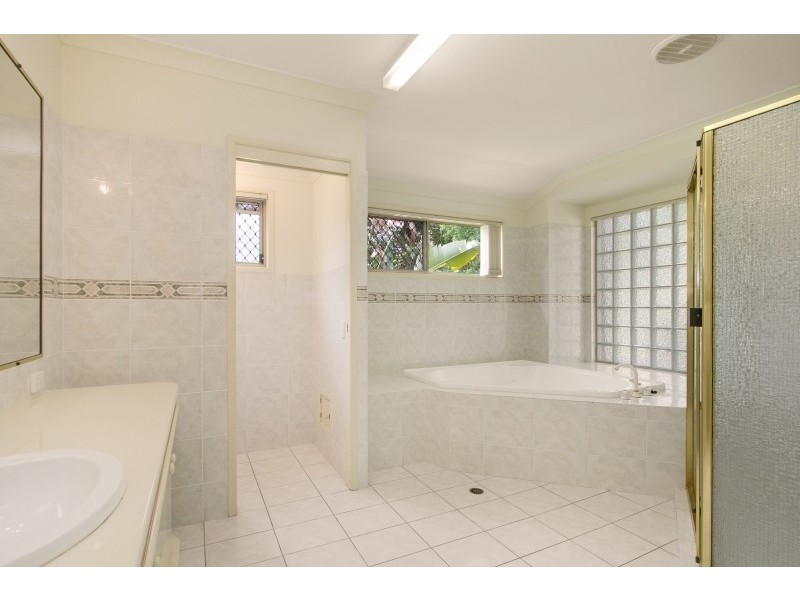 54 Valley Drive, Tallebudgera QLD 4228