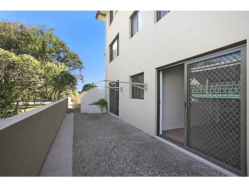 2/234 Pacific Parade ‘Bilinga Gardens’, Bilinga QLD 4225