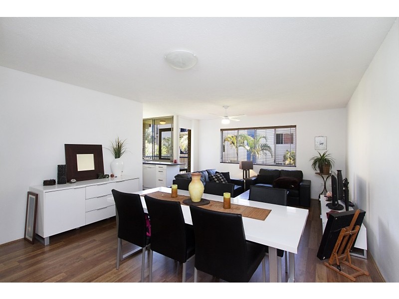 4/46 Coolangatta Road ‘Grandeur’, Kirra QLD 4225