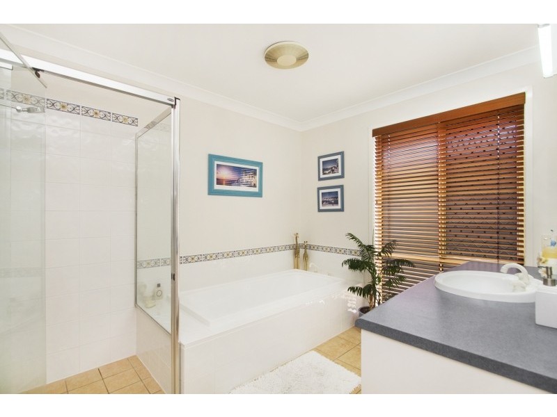 9 Flemington Street, Banora Point NSW 2486