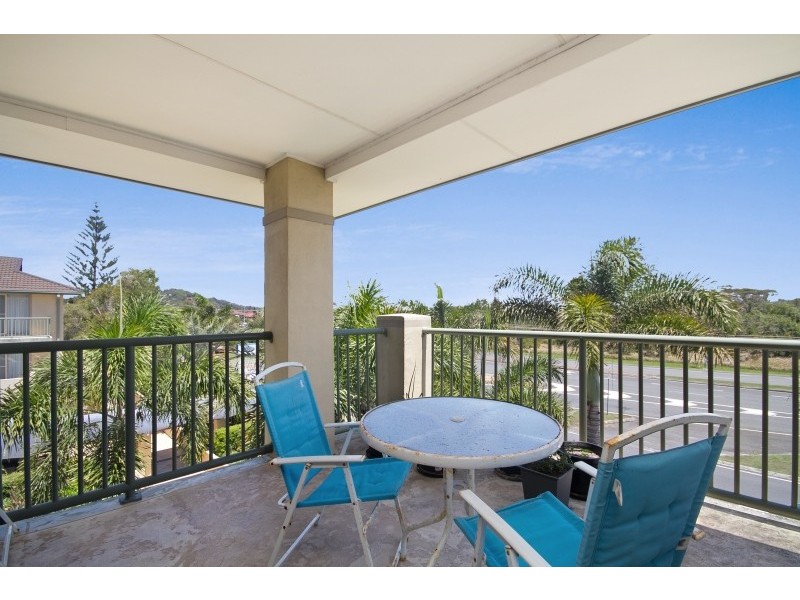 37/37 Golden Four Drive ‘Bila Vista’, Bilinga QLD 4225