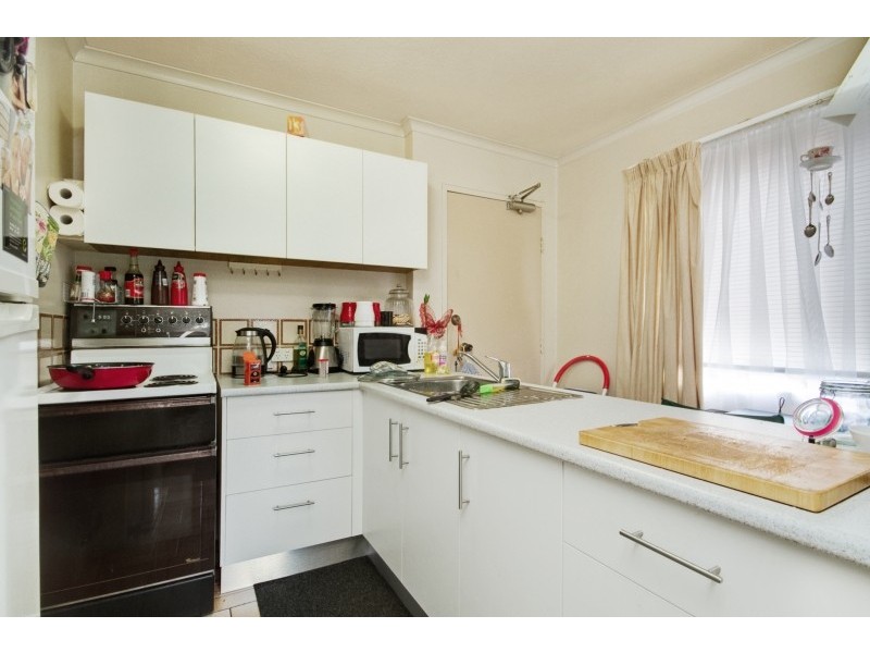 1/44 Coolangatta Road ‘Tout-A-Vous’, Coolangatta QLD 4225