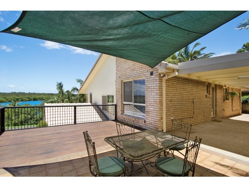 2/65 Bimbadeen Avenue, Banora Point NSW 2486