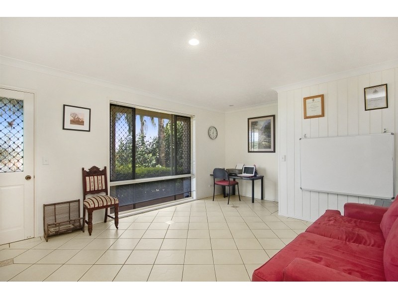 2/65 Bimbadeen Avenue, Banora Point NSW 2486