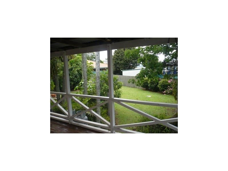 1 Anthony Avenue, Banora Point NSW 2486