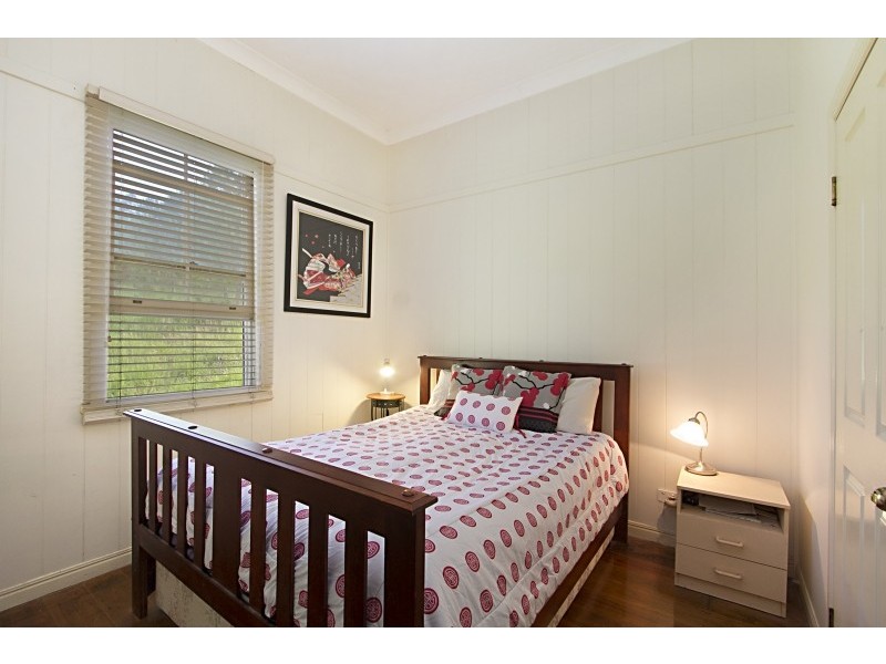 238 Currumbin Creek Road, Currumbin QLD 4223