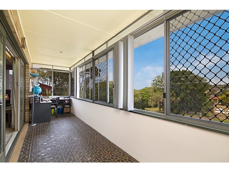 13 Pioneer Parade, Banora Point NSW 2486