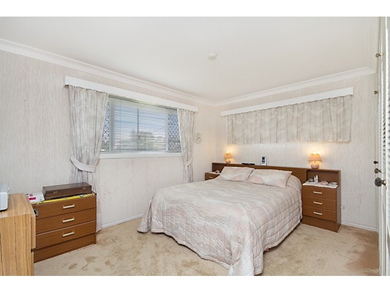 13 Pioneer Parade, Banora Point NSW 2486