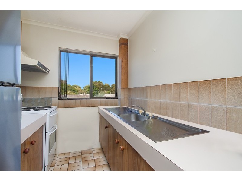 6/44 Coolangatta Road ‘Tout-a-vous’, Coolangatta QLD 4225