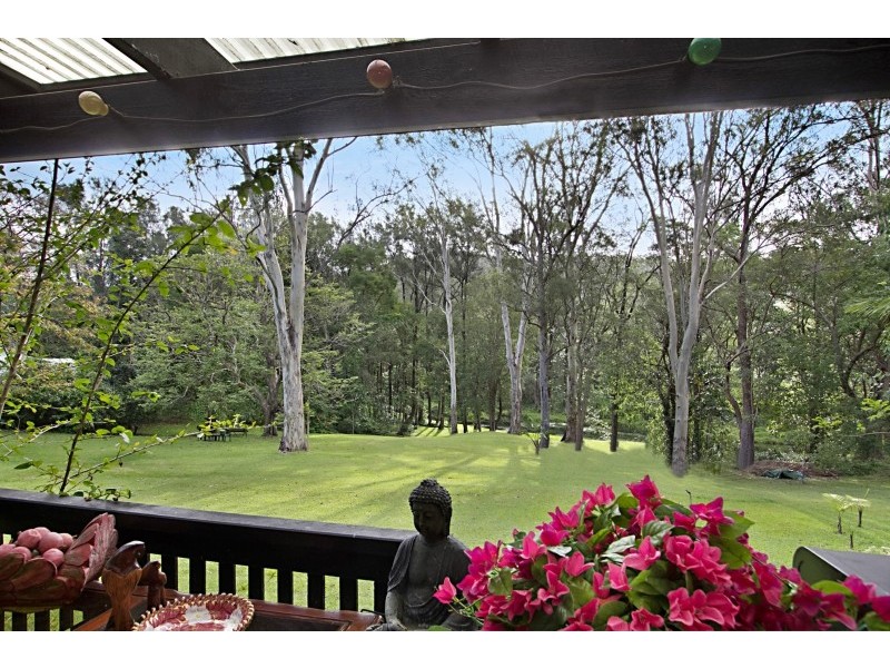 42 Coorabin Court, Tallebudgera QLD 4228