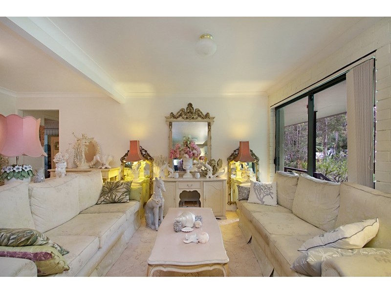 42 Coorabin Court, Tallebudgera QLD 4228