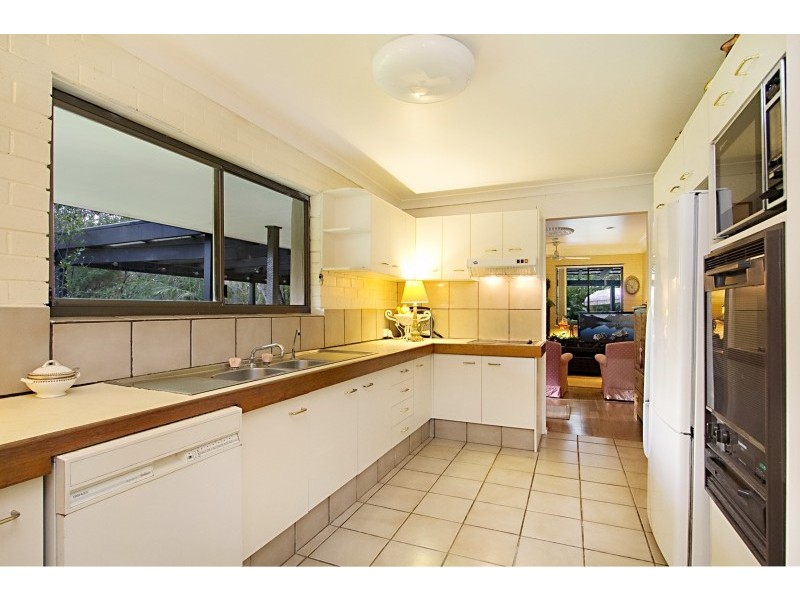 42 Coorabin Court, Tallebudgera QLD 4228