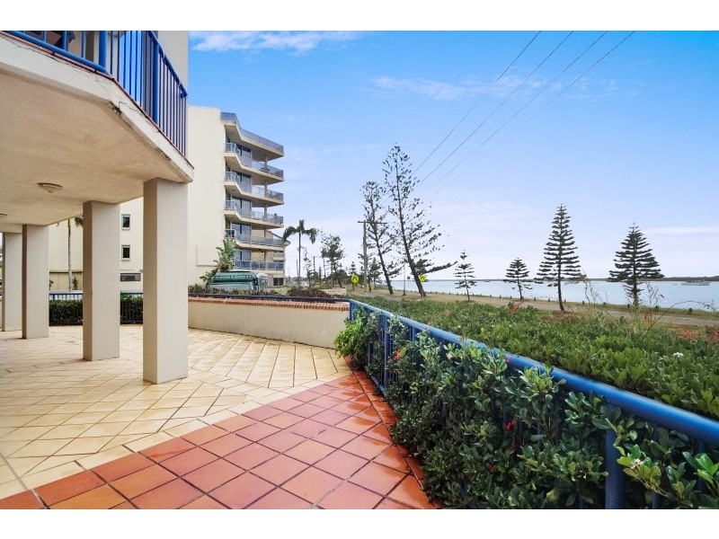 1A/522 Marine Parade, Biggera Waters QLD 4216