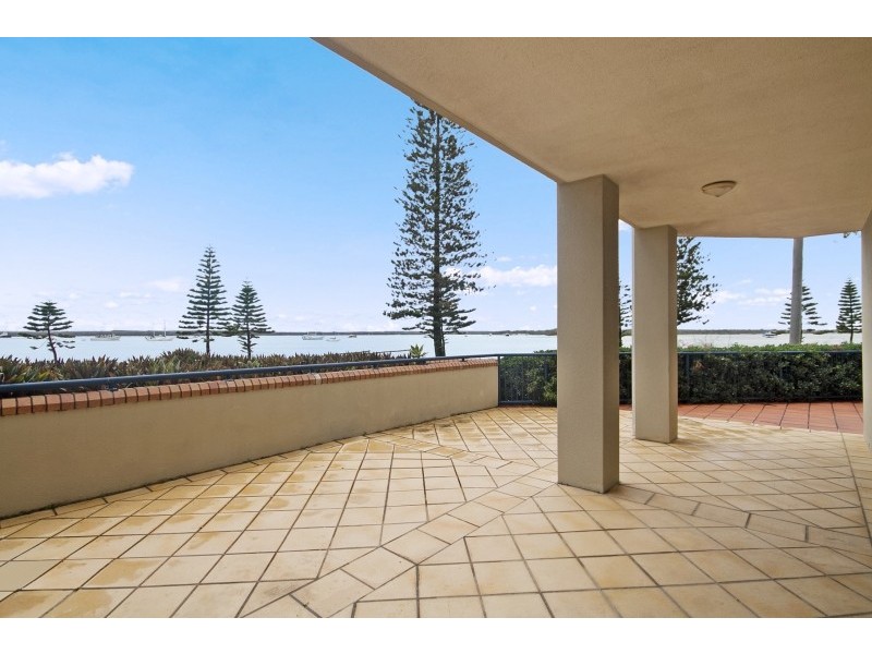 1A/522 Marine Parade, Biggera Waters QLD 4216