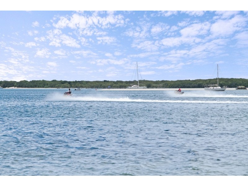 1A/522 Marine Parade, Biggera Waters QLD 4216