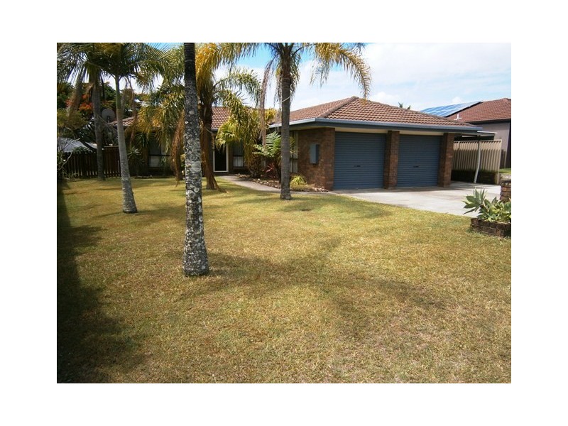 60 Bienvenue Drive, Currumbin Waters QLD 4223