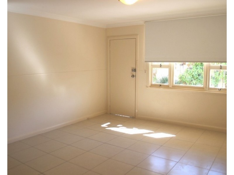 1/5 Churchill Street, Kirra QLD 4225