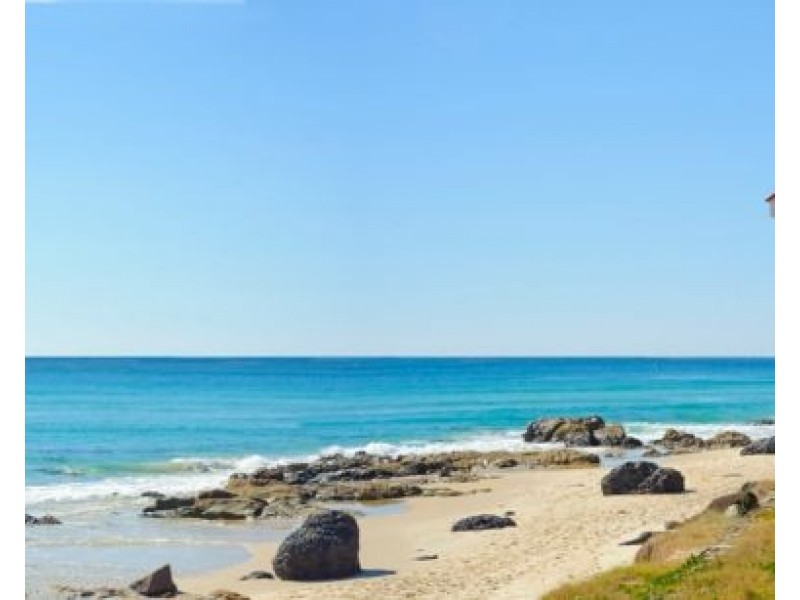 1/5 Churchill Street, Kirra QLD 4225