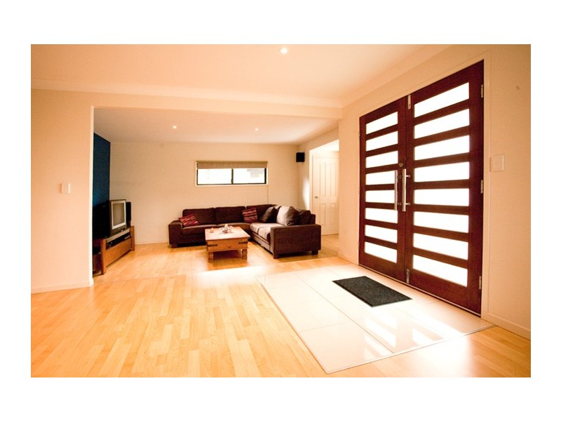 7 Blue Waters Crescent, Tweed Heads West NSW 2485