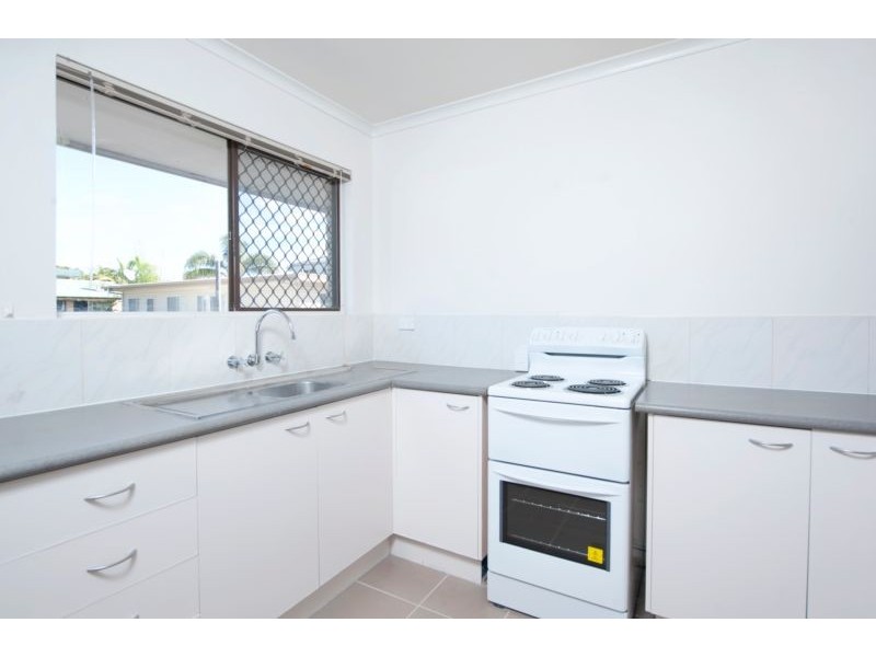 4/60 Sarawak Avenue, Palm Beach QLD 4221