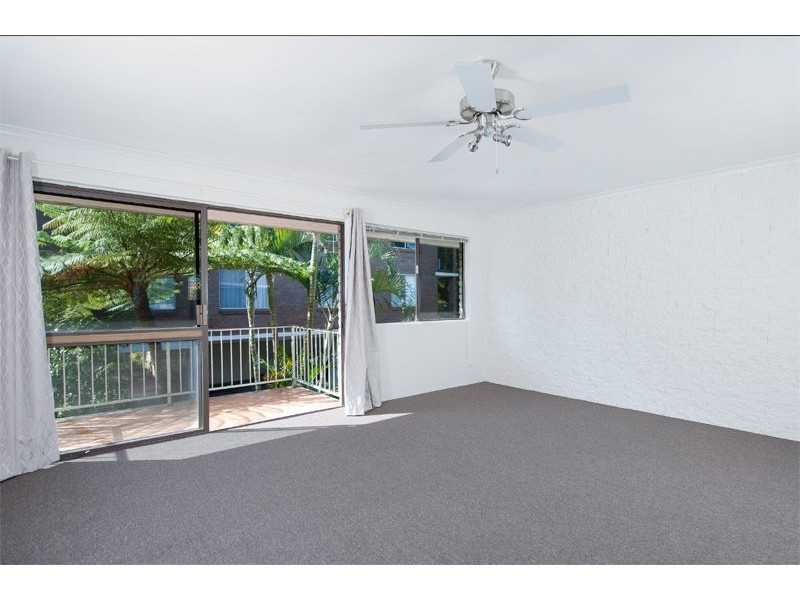 4/60 Sarawak Avenue, Palm Beach QLD 4221