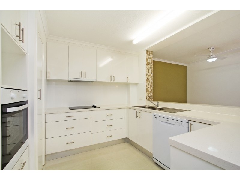 5/363 Golden Four Drive, Bilinga QLD 4225