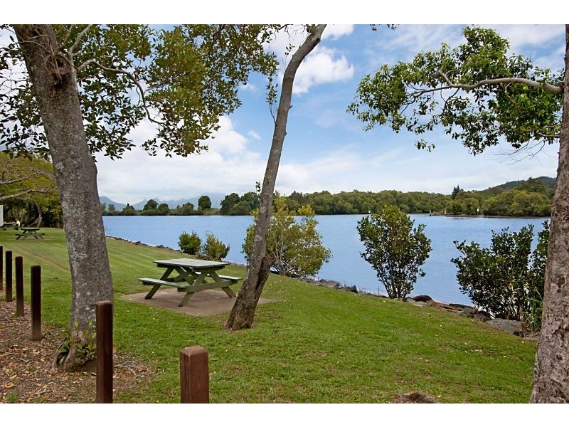 78 Riverside Drive, Tumbulgum NSW 2490