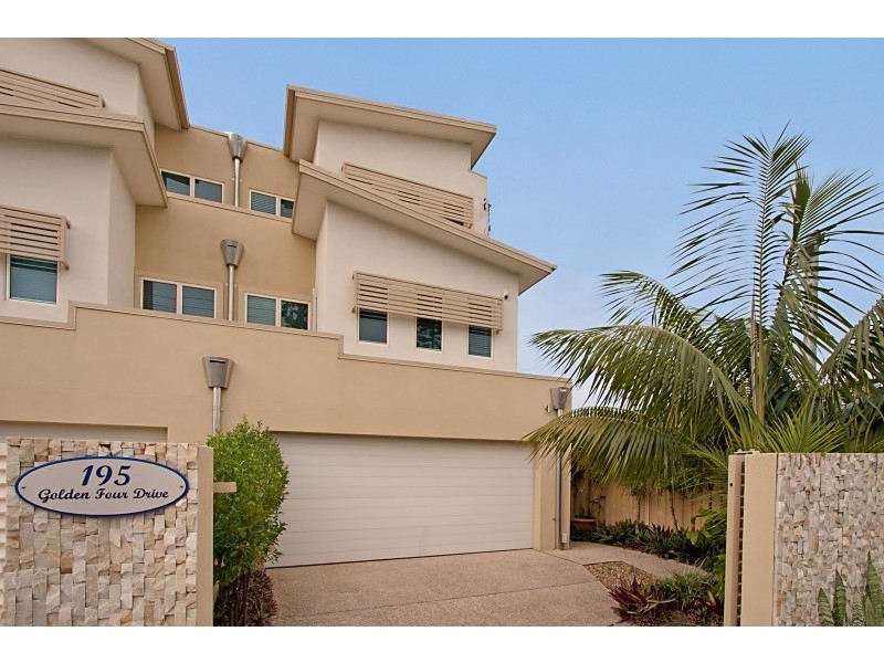 2/195 Golden Four Drive, Bilinga QLD 4225
