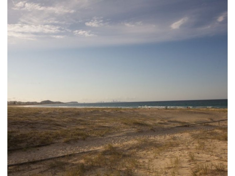 4/80 Pacific Parade, Bilinga QLD 4225