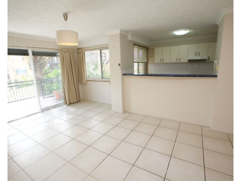 4/80 Pacific Parade, Bilinga QLD 4225