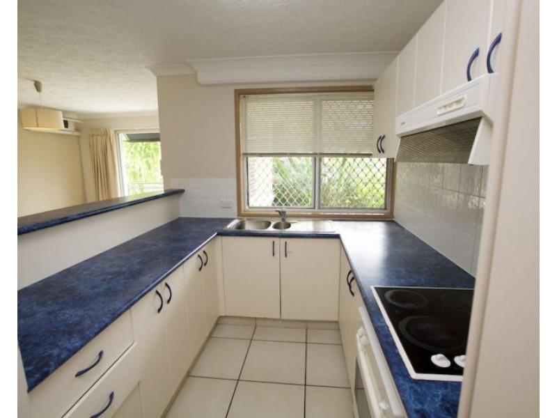 4/80 Pacific Parade, Bilinga QLD 4225