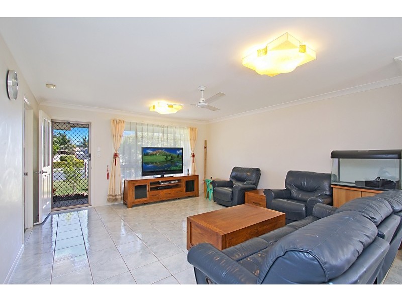 2/2 Franklin Street, Banora Point NSW 2486