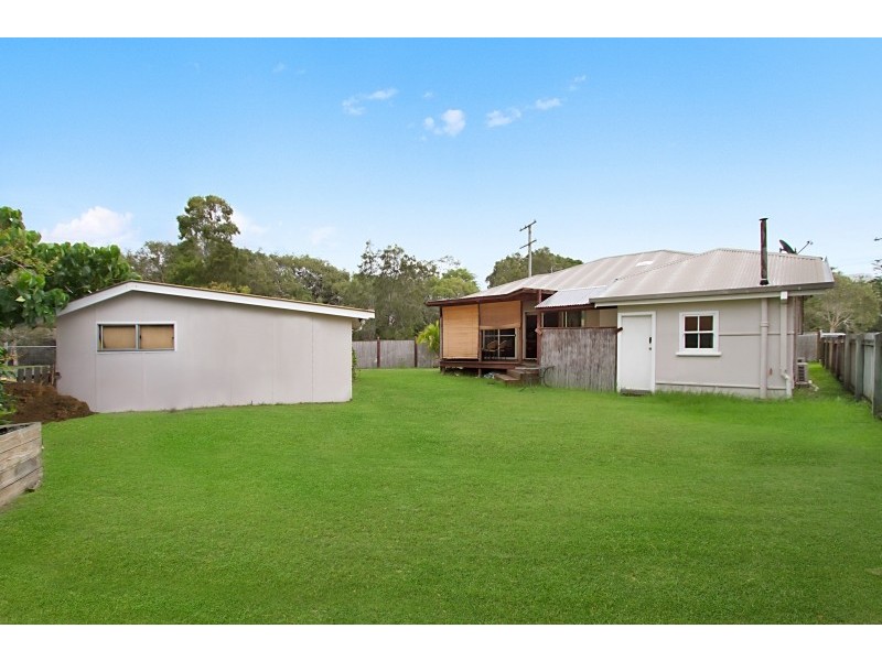 18 Coyne Street, Kirra QLD 4225