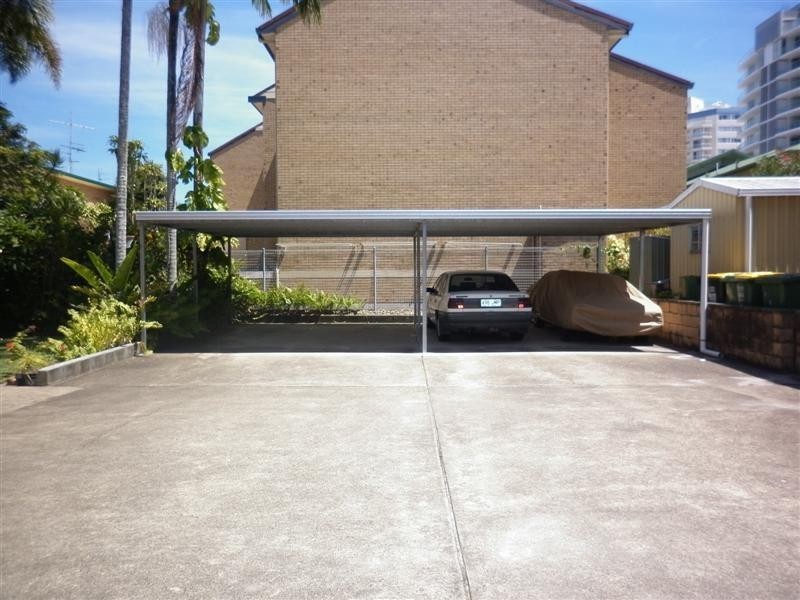 1/7 Douglas Street, Kirra QLD 4225