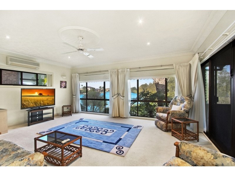 98 Old Ferry Road, Banora Point NSW 2486