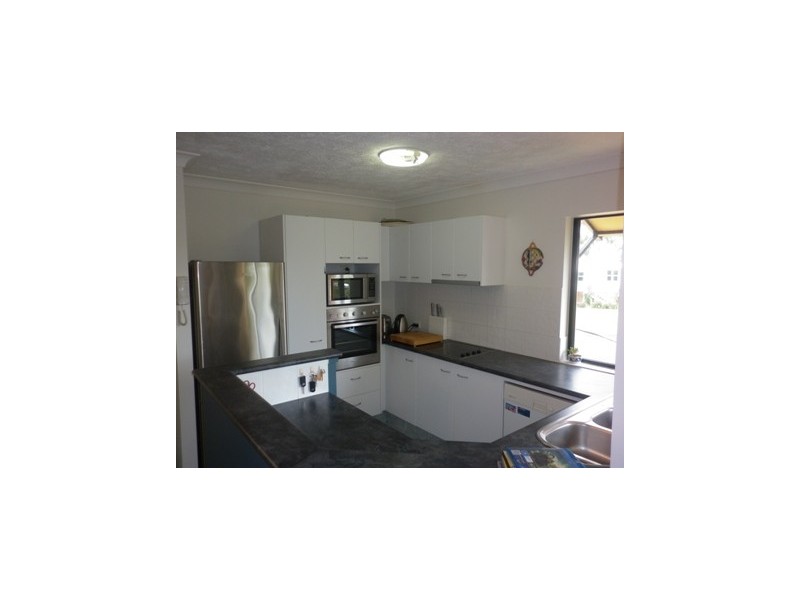 6/6-8 Ruteldge Street, Coolangatta QLD 4225
