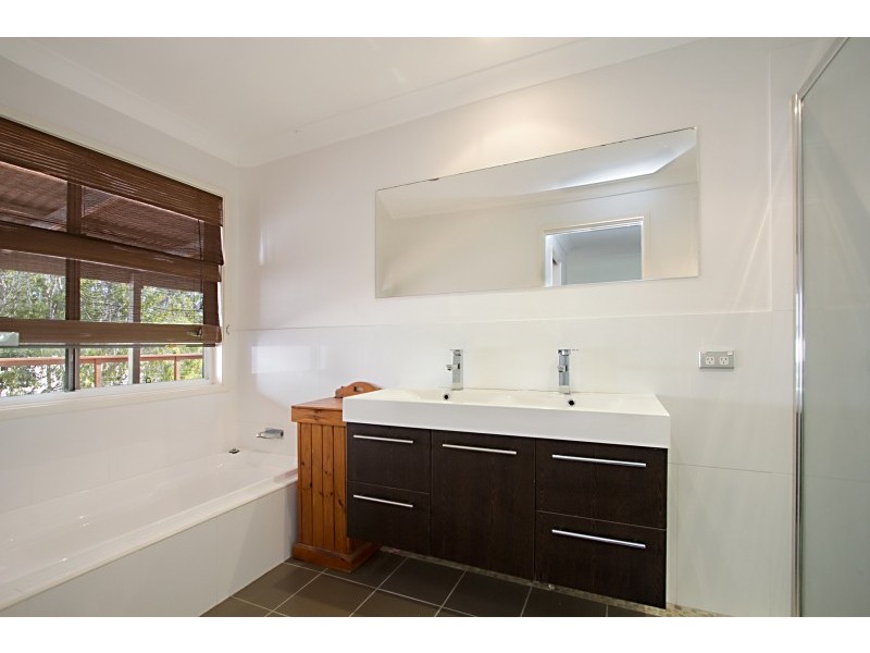 7 Dudgeon Drive, Tallebudgera QLD 4228