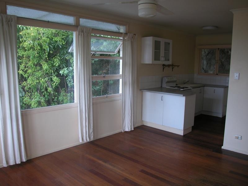 5/3 Rutledge Street, Kirra QLD 4225